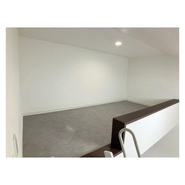 2階南側洋室にはロフトスペースがあります