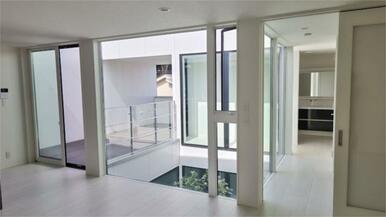 全居室にウォークインクローゼットがあり、お洋服やお荷物の収納に役立ちます！