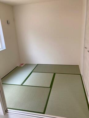 温かみを感じる畳の空間、インテリアに＋αのテイストを加えてアイデア無限大（2号棟）