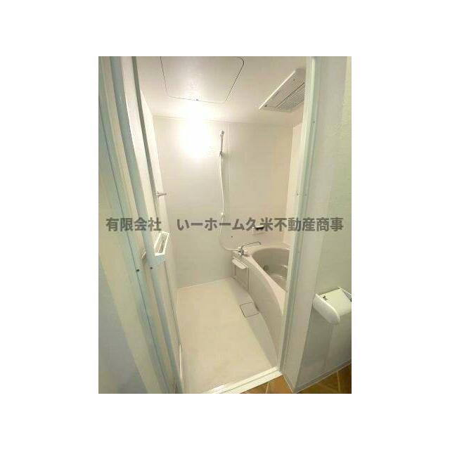 日々の疲れを癒すお風呂付です