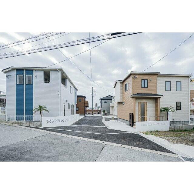分譲地全体の雰囲気や前面道路との距離感もあわせて確認しやすい現地です。
