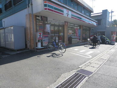 セブンイレブン