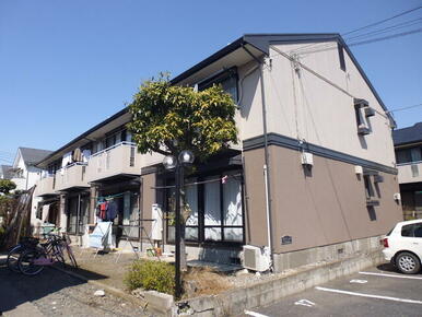 ツートンカラーの外観です！