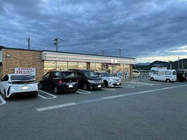 セブンイレブン　那珂川山田店