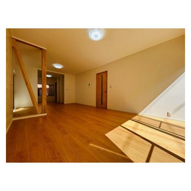 「LDK」約19帖のお部屋です。