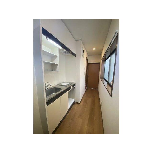 キッチン写真です。(※写真は反転タイプの隣のお部屋のものです)