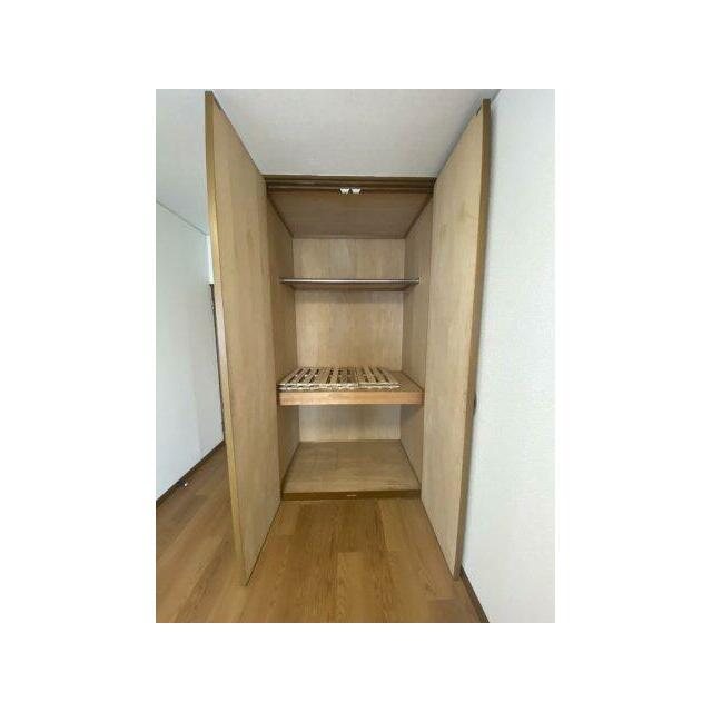 クローゼット写真(※写真は隣のお部屋のものです)