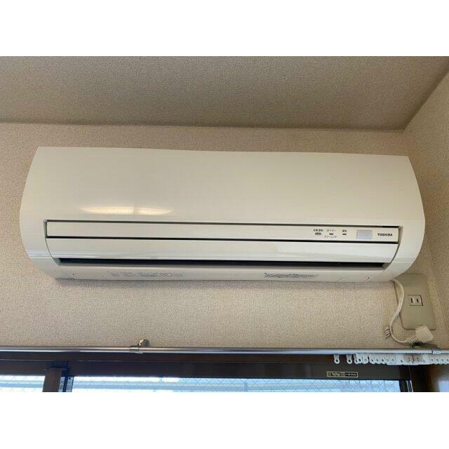 エアコン写真。(※写真は隣のお部屋のものです)