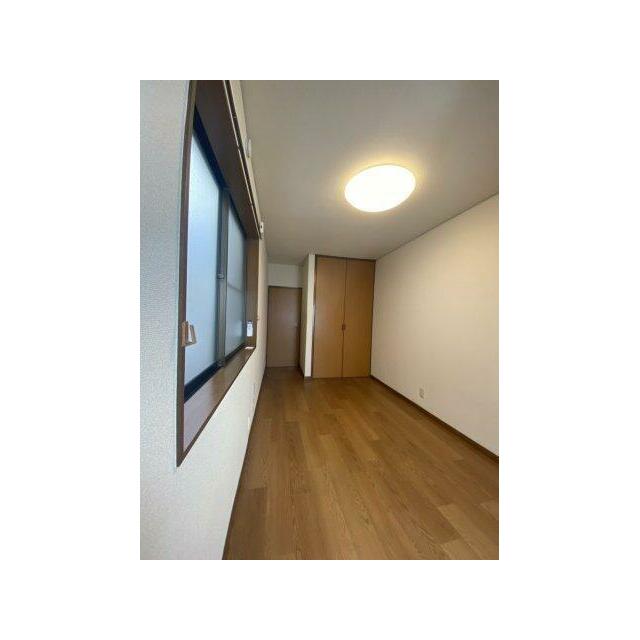 洋室写真2(※写真は隣のお部屋のものです)