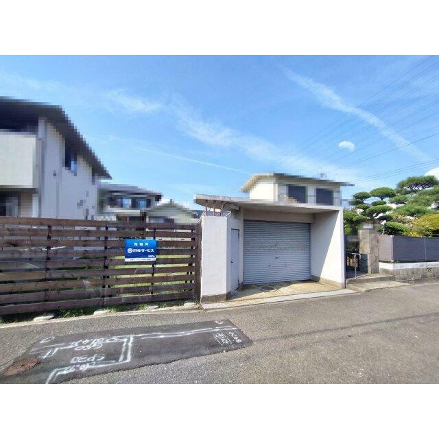 南側公道幅員約５ｍに間口約８.５ｍ面す