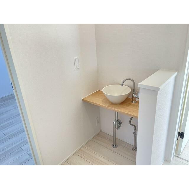 １号棟　２階手洗器