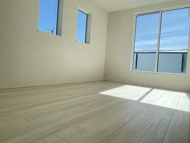 １号棟　２階洋室