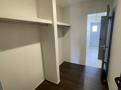 ２号棟　ファミリークローク