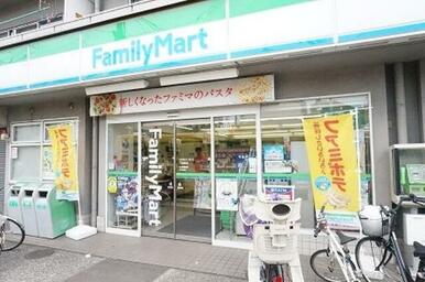 ファミリーマートトモニー東大和市駅店