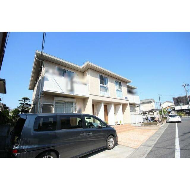 軽量鉄骨造２階建て「シャーメゾン」