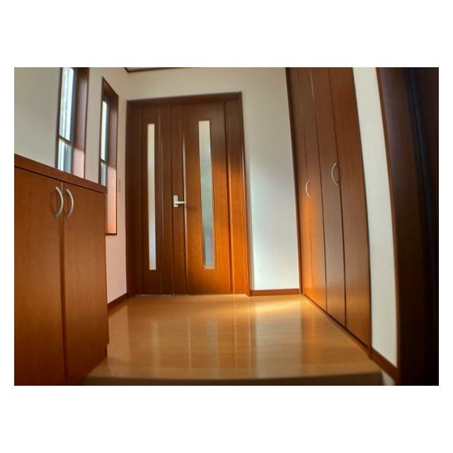 「エントランス」