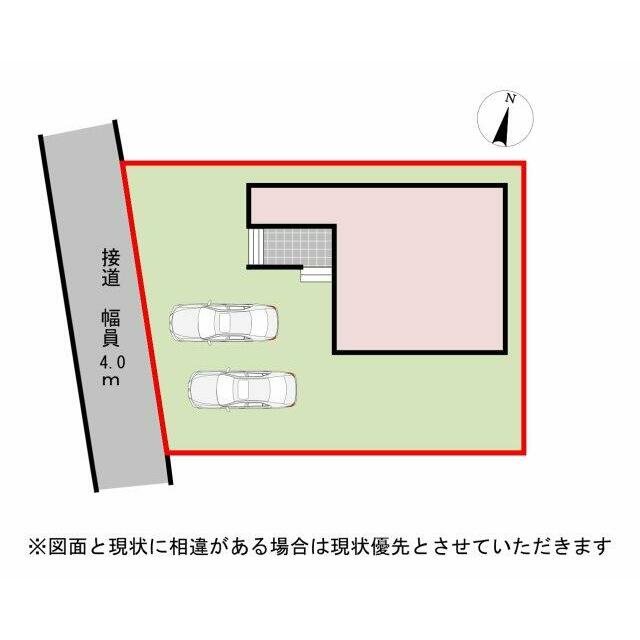 西側道路です。夕方まで室内が明るく、照明をつけなくても過ごせる時間が長いです。