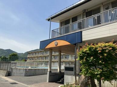 長野市立三輪小学校