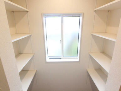 パントリー 2号棟