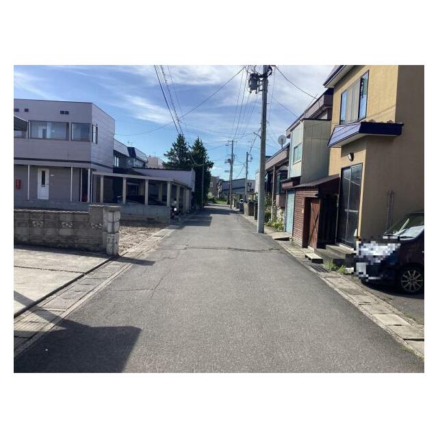 西道路（北より）