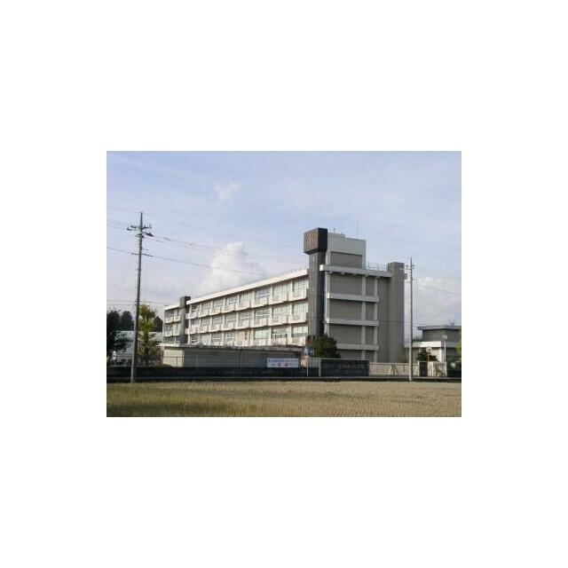 西が岡小学校　250ｍ/徒歩4分、車1分