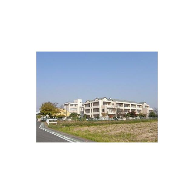 横川東小学校　792ｍ/徒歩10分、車2分