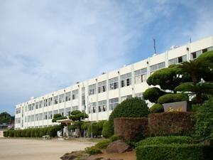 佐世保市立相浦小学校