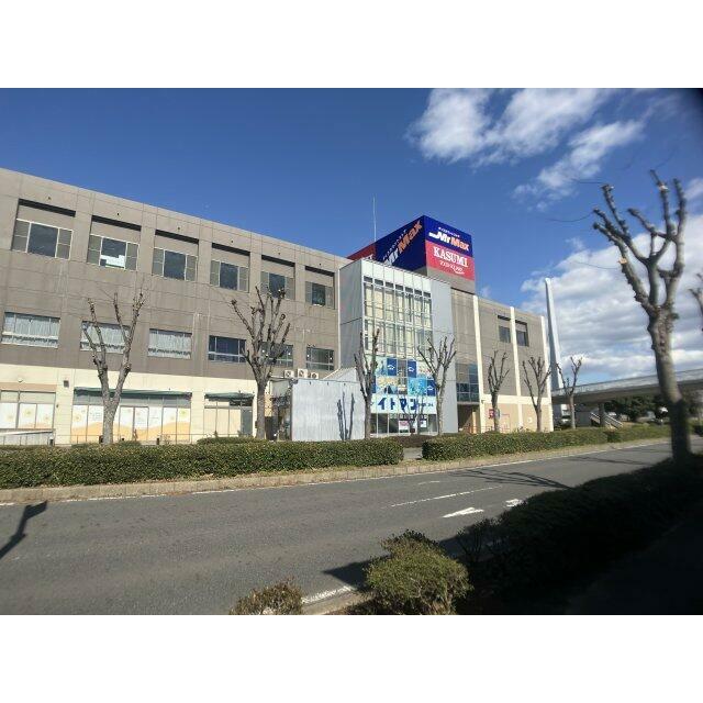 北側道路、買物施設すぐ近くです