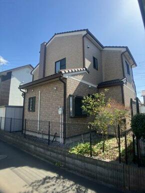 北側道路より、歩道もあります