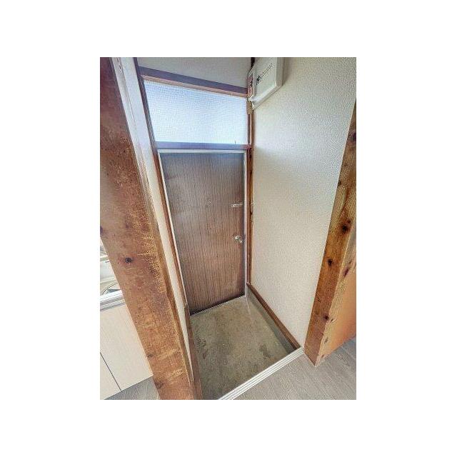 ※同建物ほかのお部屋の写真です。