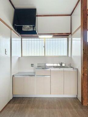 ※同建物ほかのお部屋の写真です。