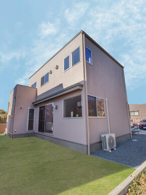 駐車場４台分可能です、現地ご内見随時受付中です。