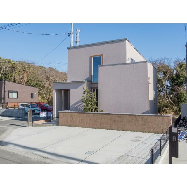 買い物便利な立地！スーパー・ドラッグストア等近隣！