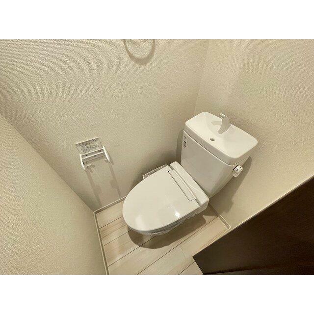 写真はすべて同タイプ・同カラー参考写真です。