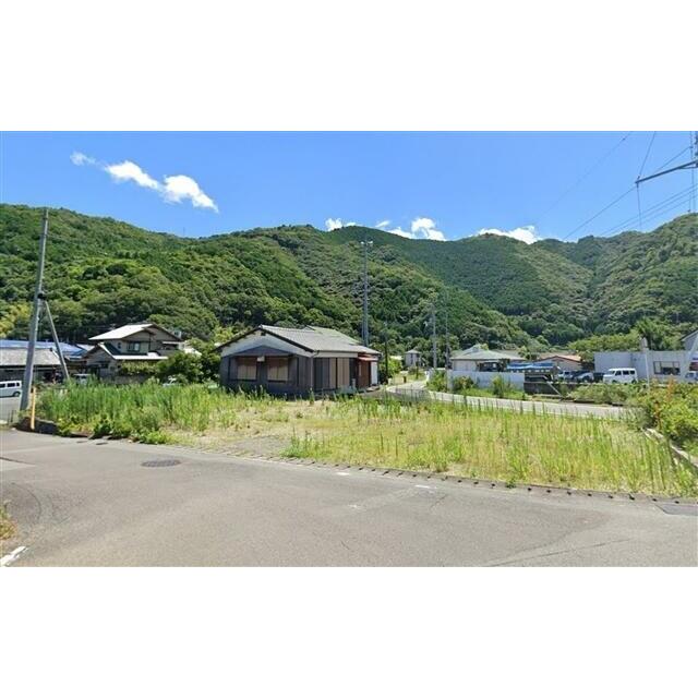 現地