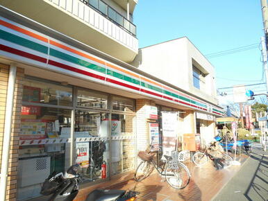 セブンイレブン杉並上井草３丁目店