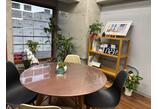 情報提供会社