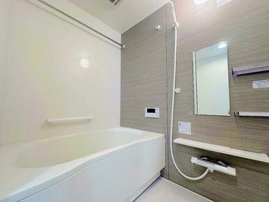 「浴室」ハウステック製のユニットバスに新品交換しました。