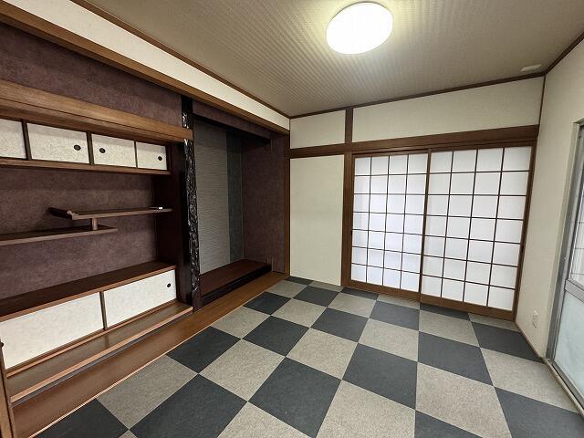 物件画像 直方市 大字感田 (遠賀野駅) 2階建 4LDK