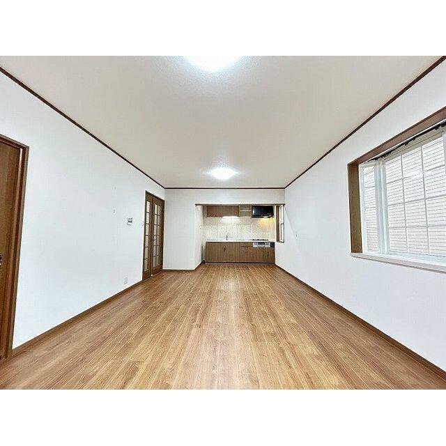 「ＬＤＫ」約１５帖のＬＤＫでゆったりお寛ぎいただけます。