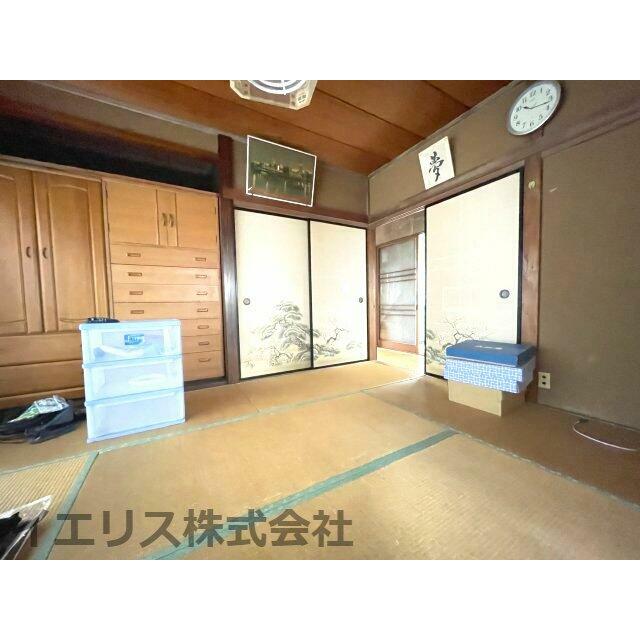 和室ならではの温かな和の空間で寛ぎの時間を過ごせます