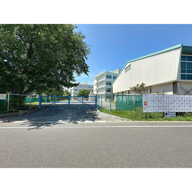 大和市立　鶴間中学校