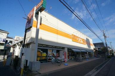 アコレ湊新田２丁目店