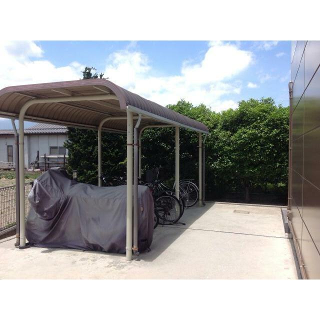 屋根付駐輪場