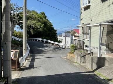 前面道路からの景色