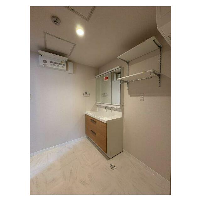 洗面化粧台がございます