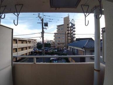 ベランダからの景色です。