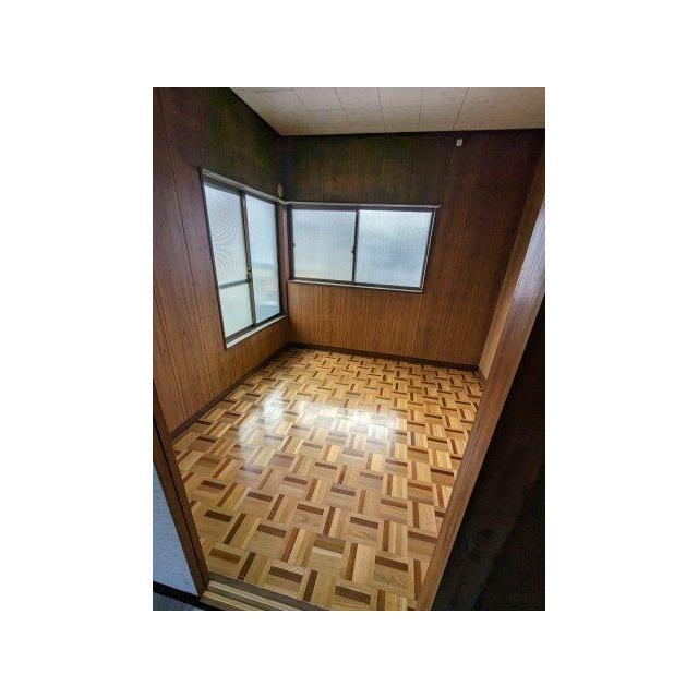 明るい室内です