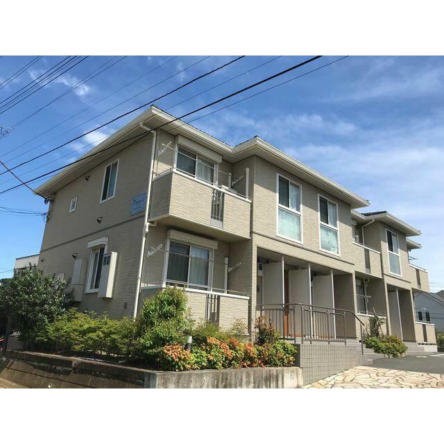 積水ハウスの賃貸住宅！高台にあるので道路からの目線が気になりにくいです♪