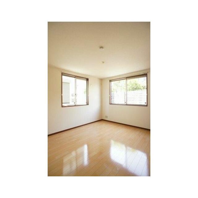 ☆２面採光で北側でも明るいお部屋です☆